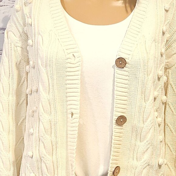 NWT!!  NEUFLORA - Gorgeous cream chunky knit button up cardigan - Picture 9 of 12